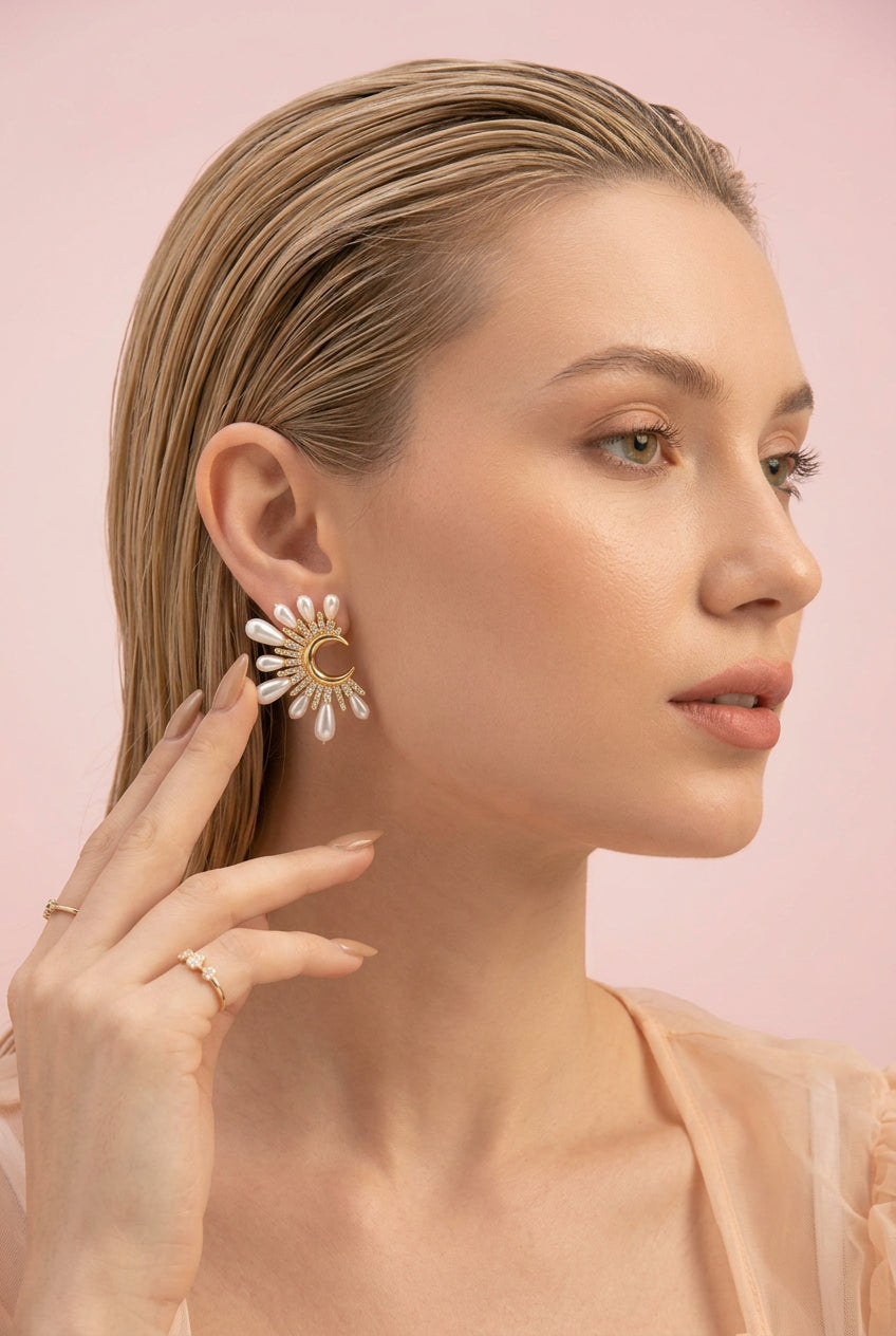 Orecchini a lobo fiore con perle