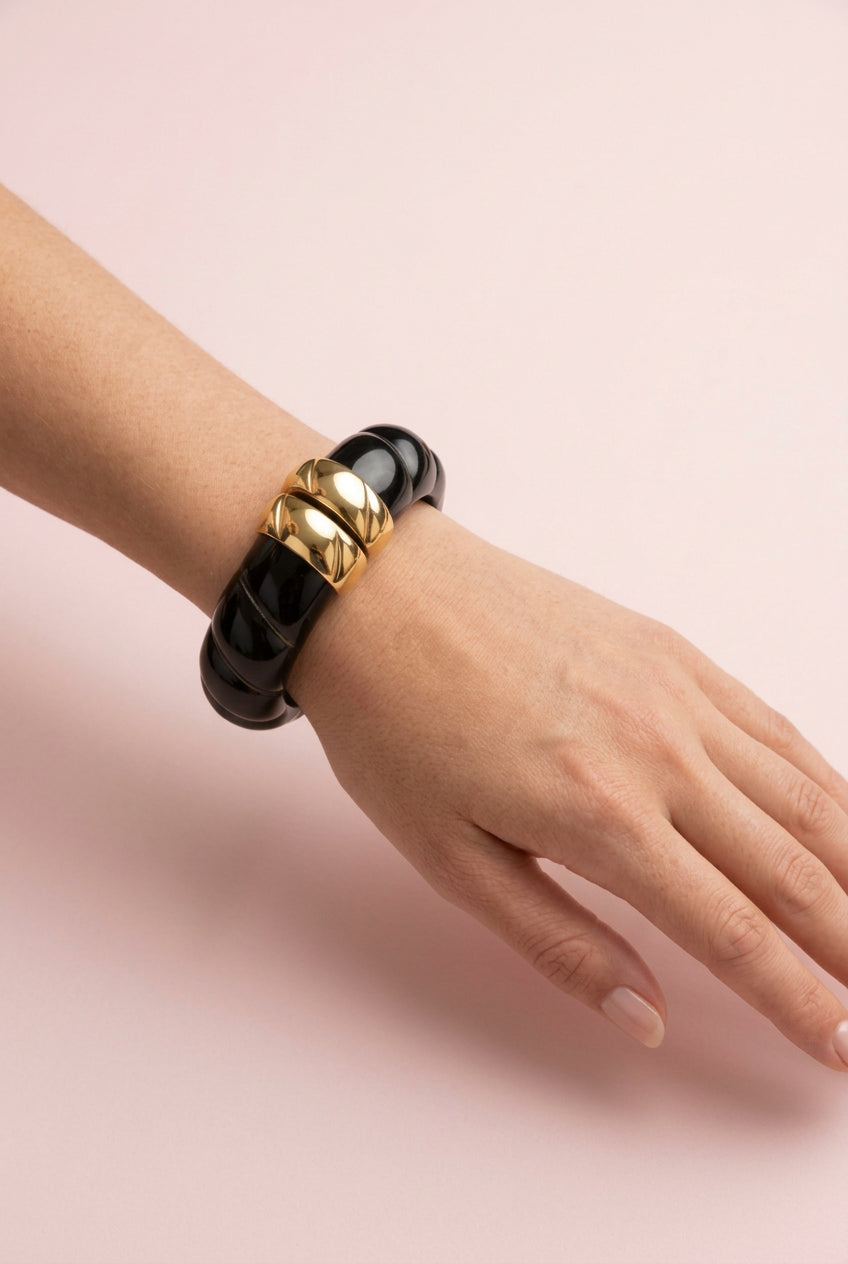 Bracciale rigido a maglie grosse