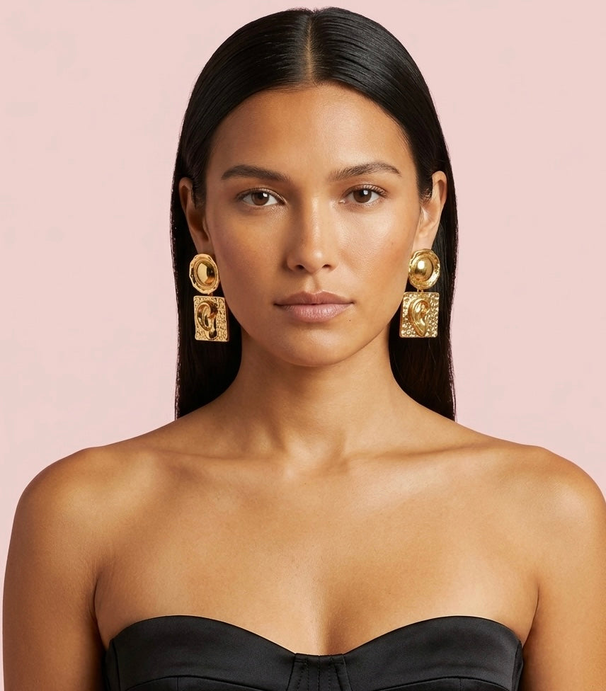 Surrealist Face Details Earrings
