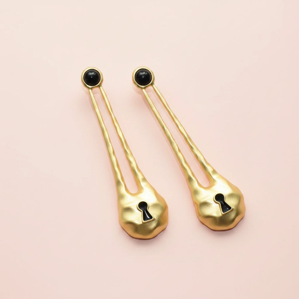 Keyhole Pendant Dangle Earrings