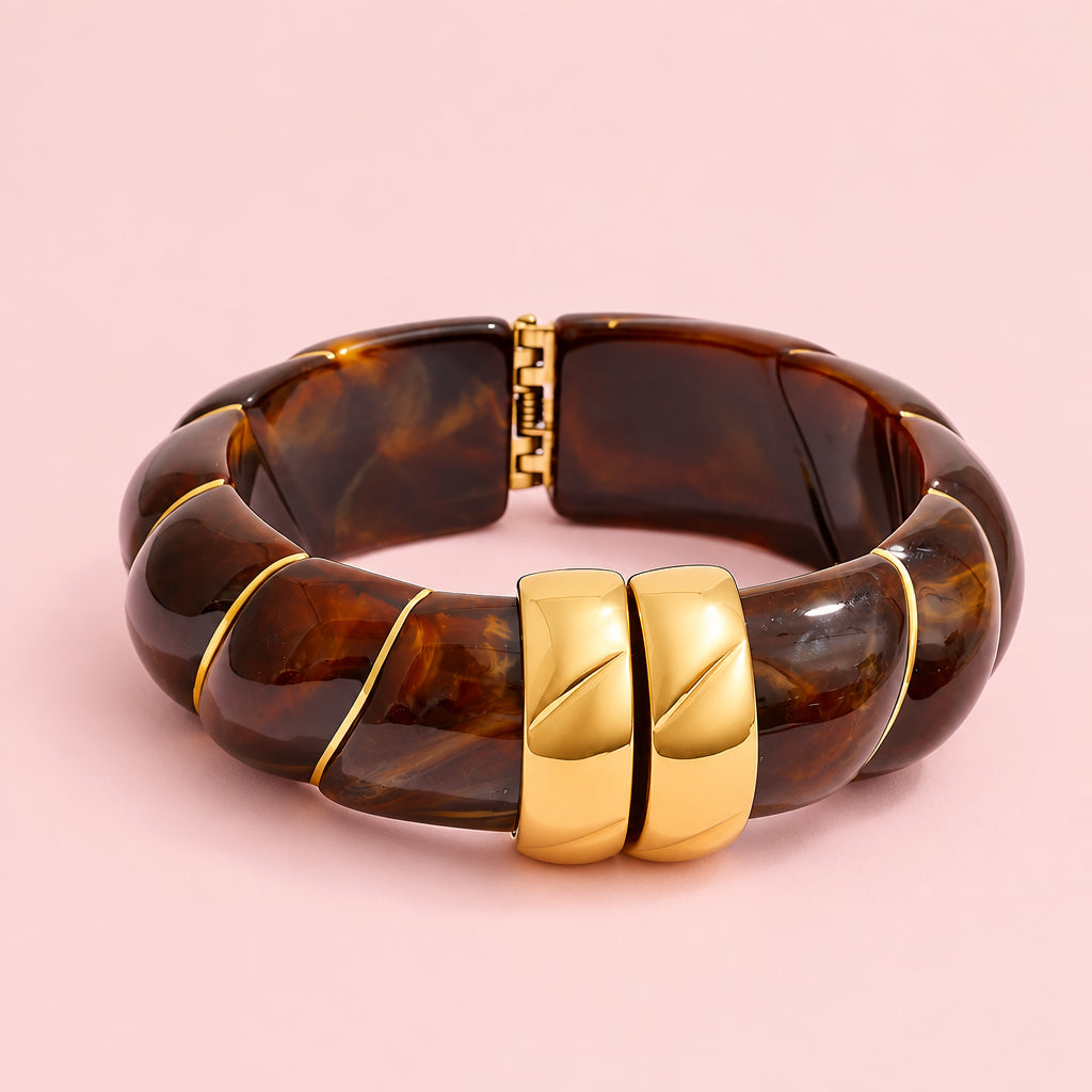 Bracciale rigido a maglie grosse