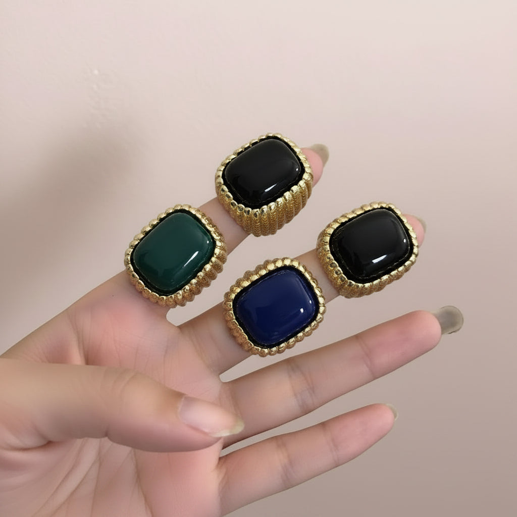 Statement striped texture stone ring