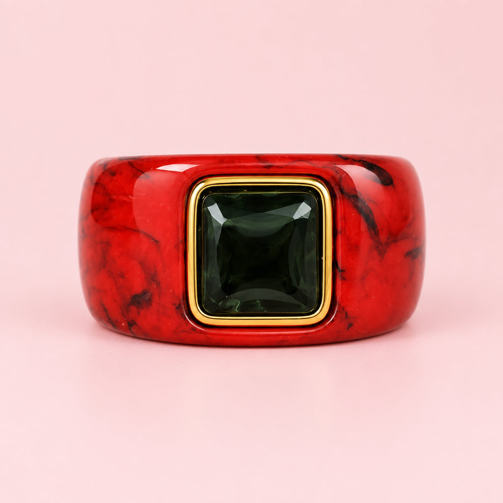 Bracciale massiccio in pietra resinata