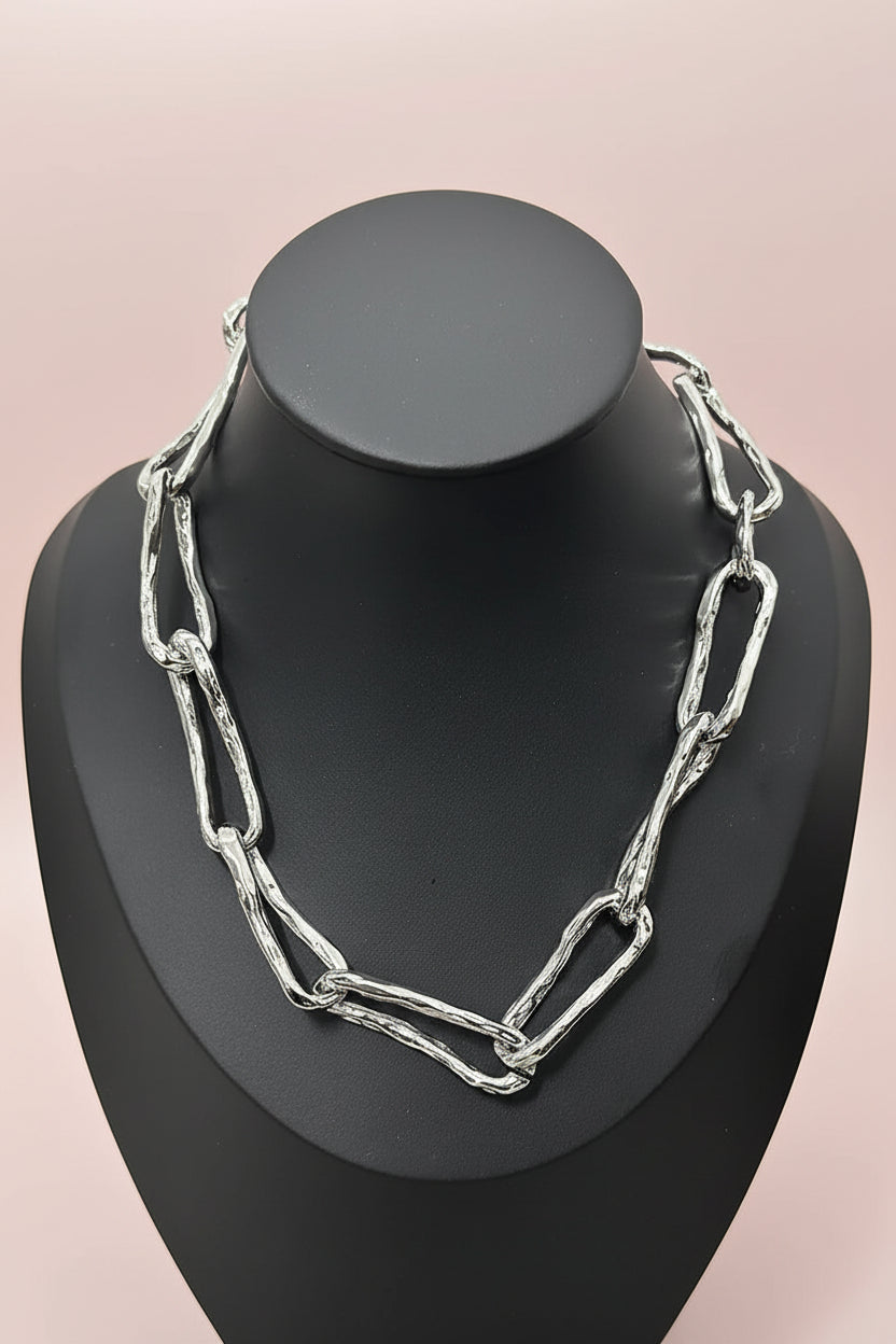 Irregular Chain Choker Necklace