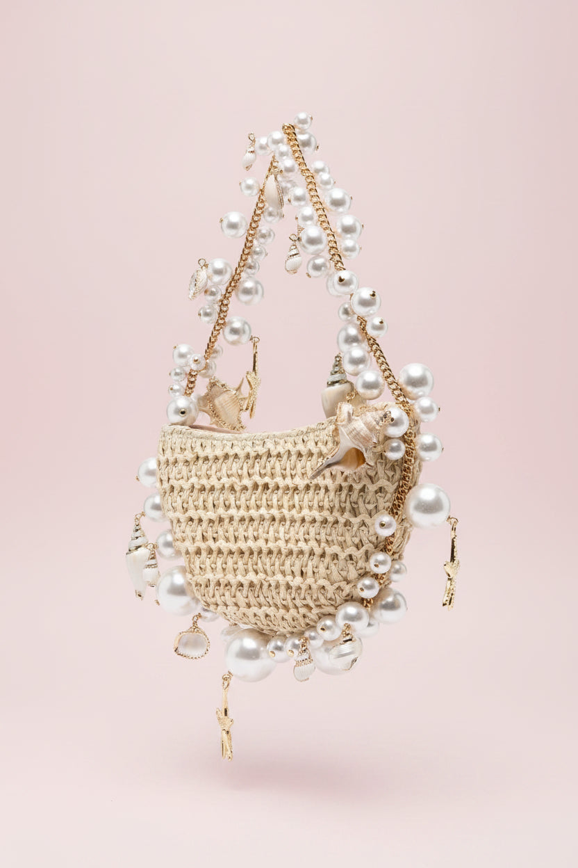 Pearl Conch Grass Woven Handbag