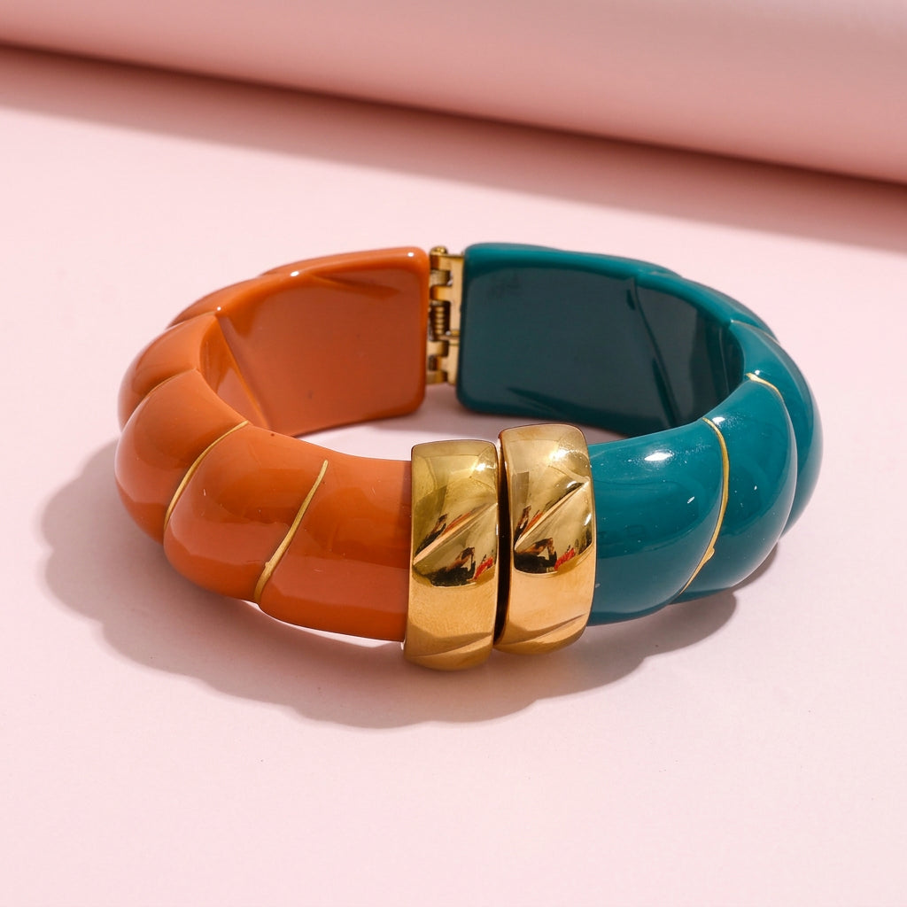 Bracciale rigido a maglie grosse