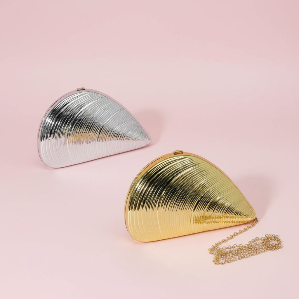 Shell Conch shape clutch