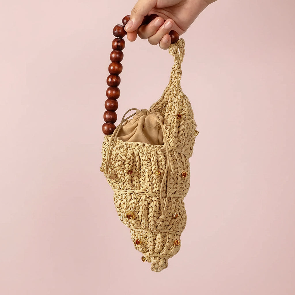 Conch Shape Straw Bag