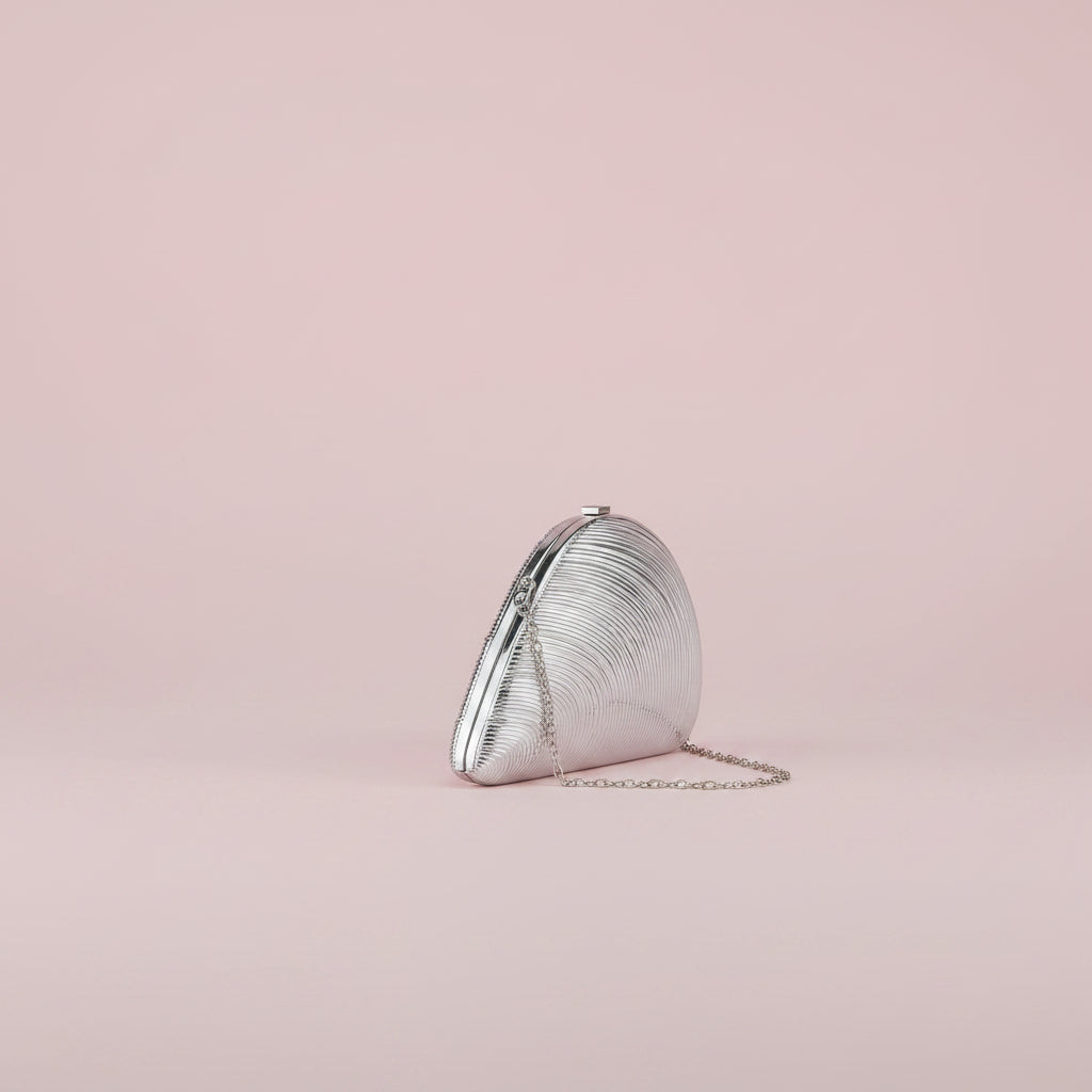 Shell Conch shape clutch