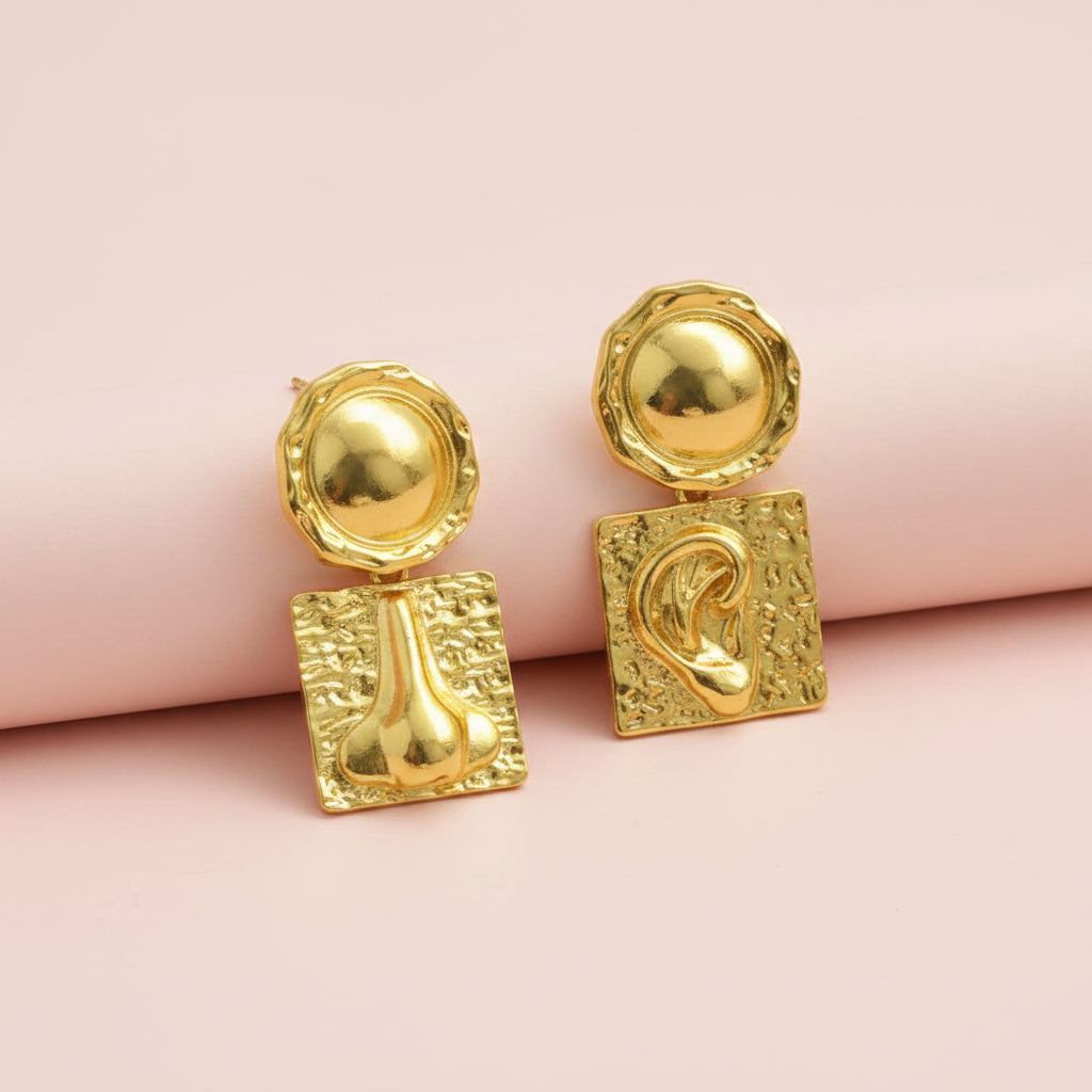 Surrealist Face Details Earrings