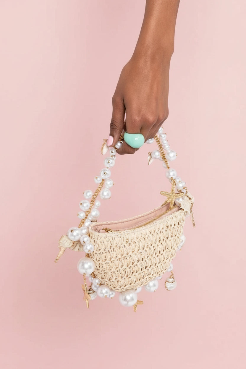 Pearl Conch Grass Woven Handbag