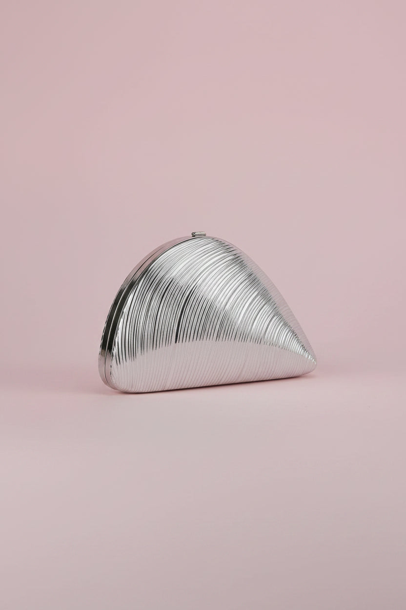 Shell Conch shape clutch