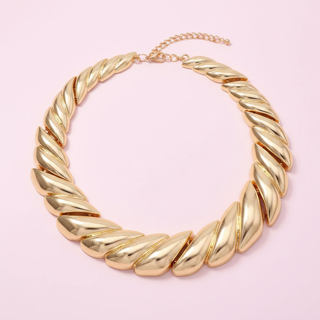 Chunky Twisted Chunky Choker Necklace