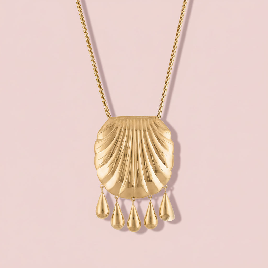 Shell long pendant necklace