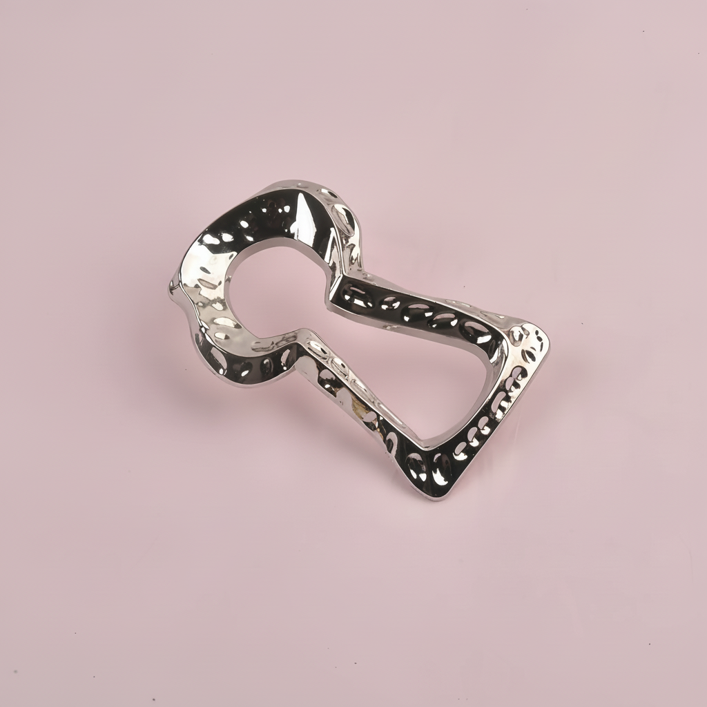 Keyhole Pin Brooch